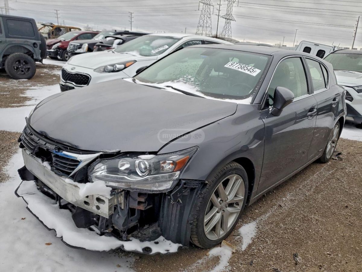 Lexus CT 200 h