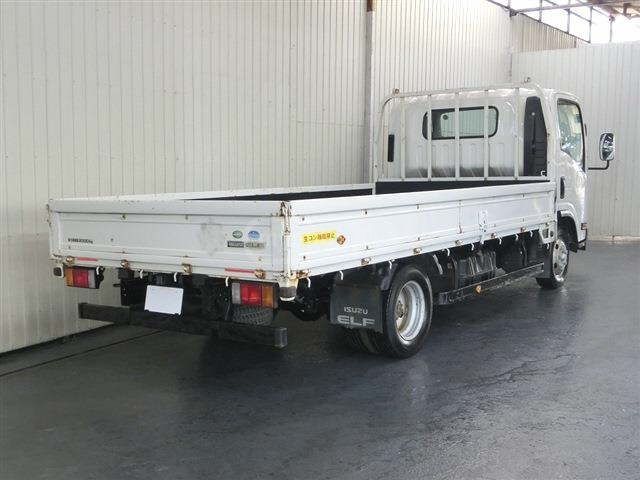 Isuzu Elf 2019 — photo 2