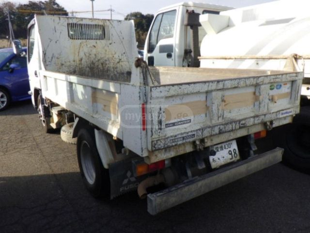 Mitsubishi Canter 2023 — photo 2