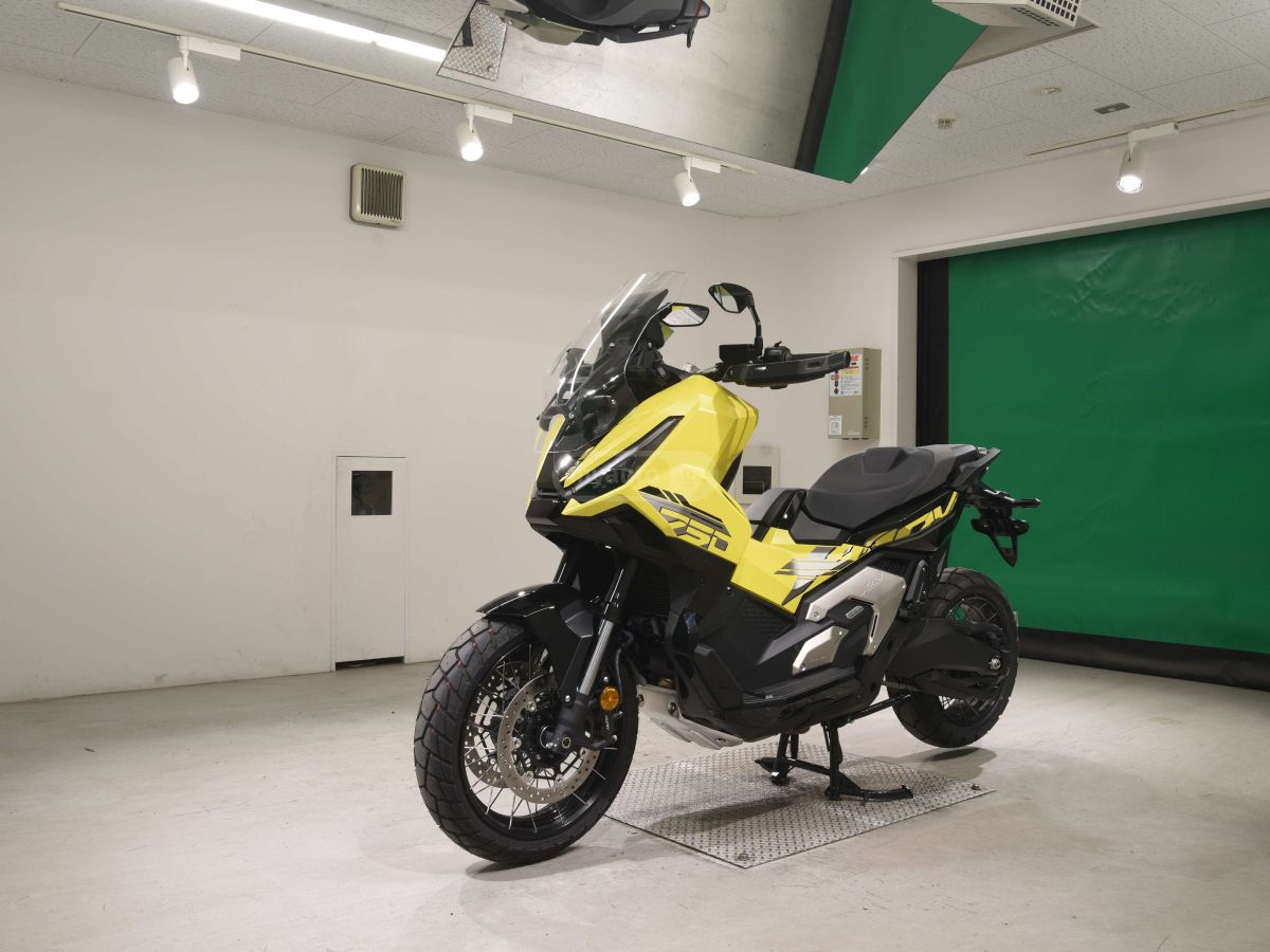 Honda XADV 750 2025 — photo 2