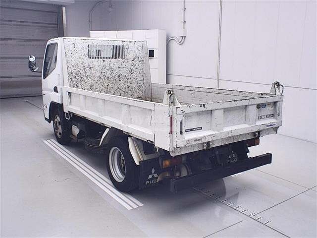 Mitsubishi Canter 2021 — photo 2