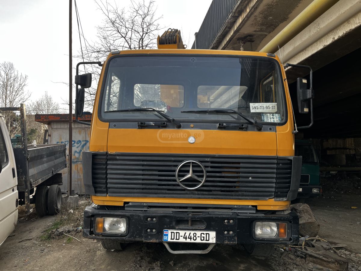 Mercedes-Benz 1820 1991 — photo 2