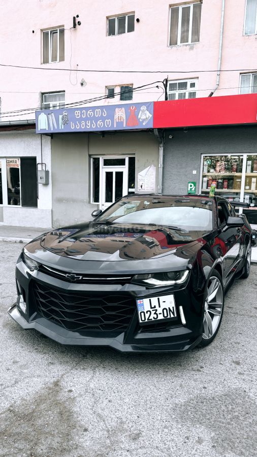 Chevrolet Camaro 2017 — photo 2