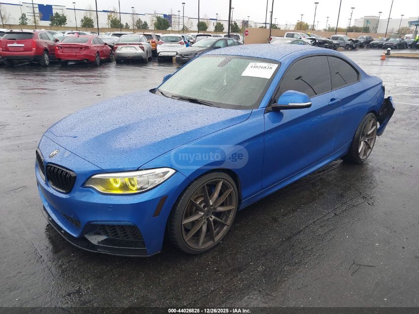 BMW 228 2015 — photo 2