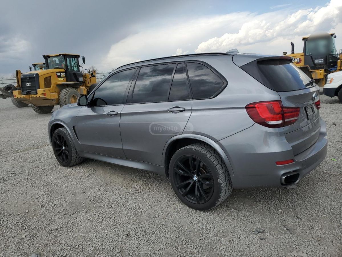 BMW X5 2017 — photo 2