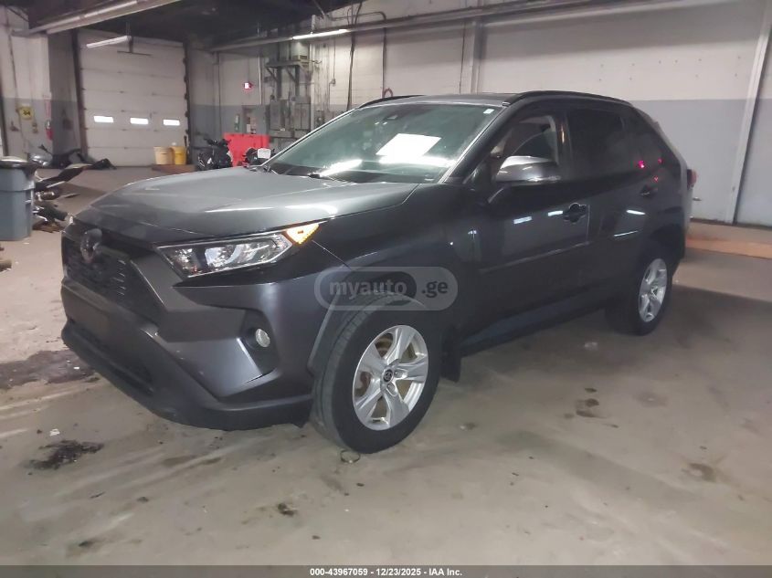 Toyota RAV4 2021 — photo 2
