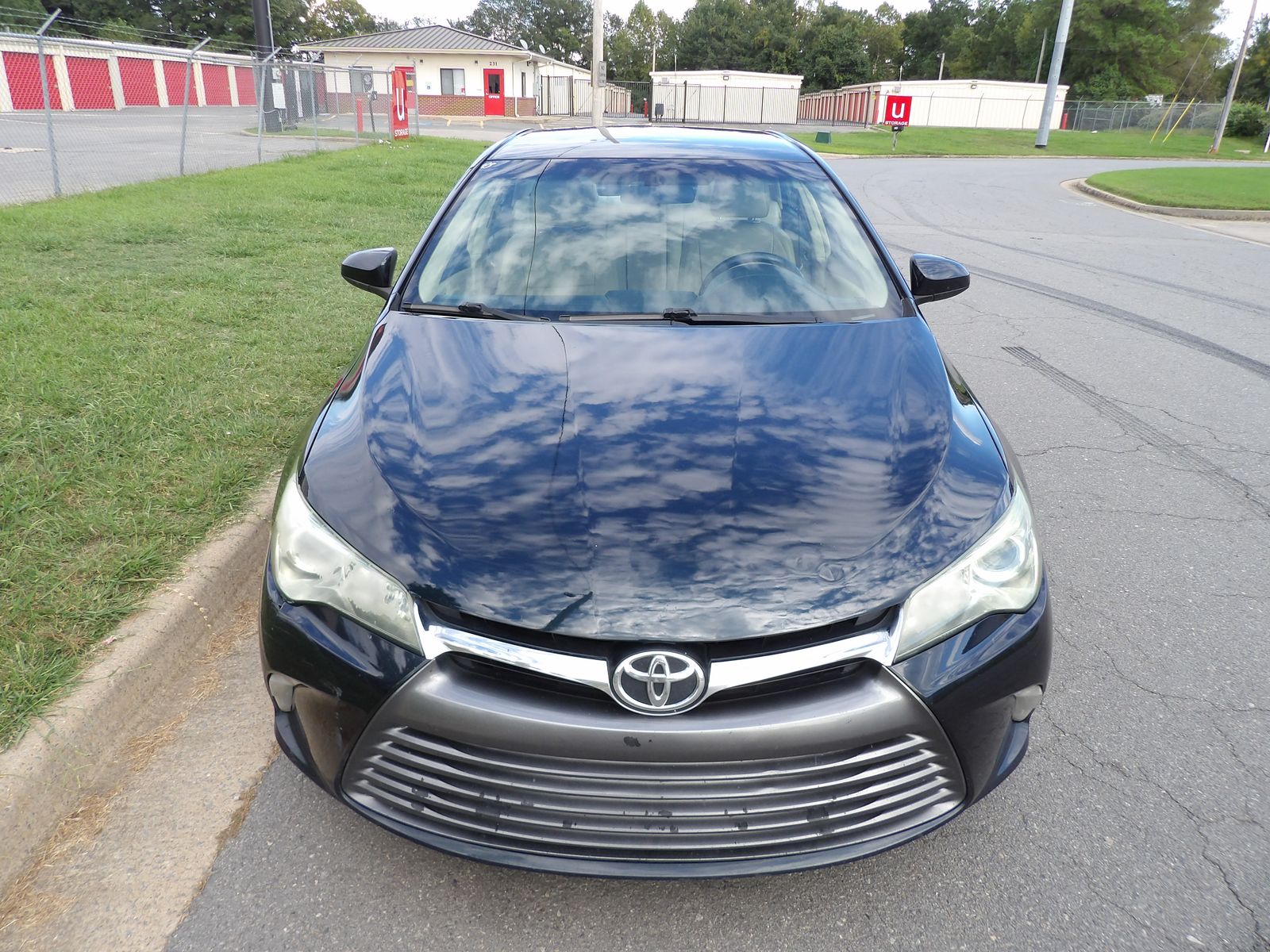 Toyota Camry 2015 — photo 2