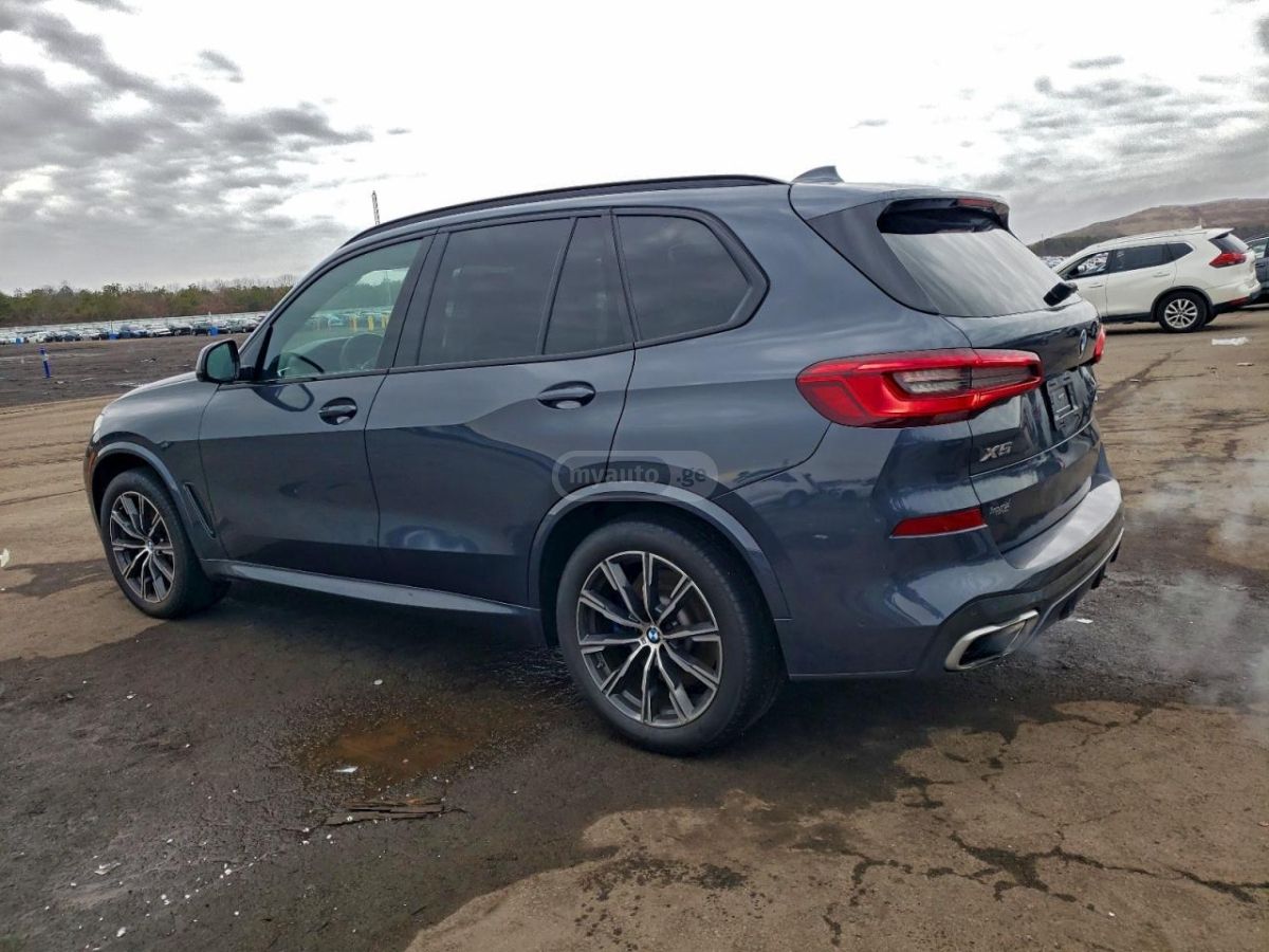 BMW X5 2019 — photo 2