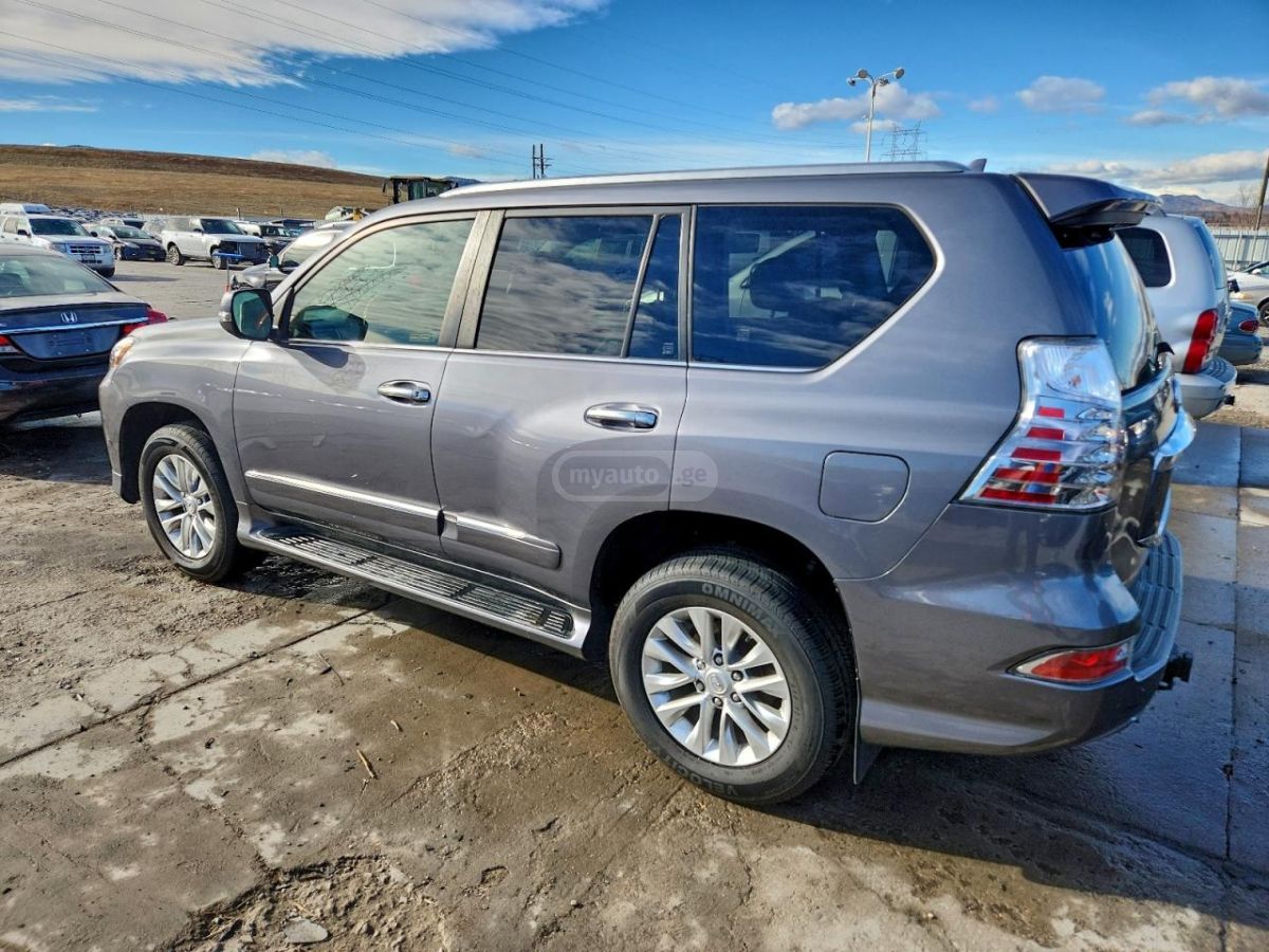 Lexus GX 460 2015 — photo 2
