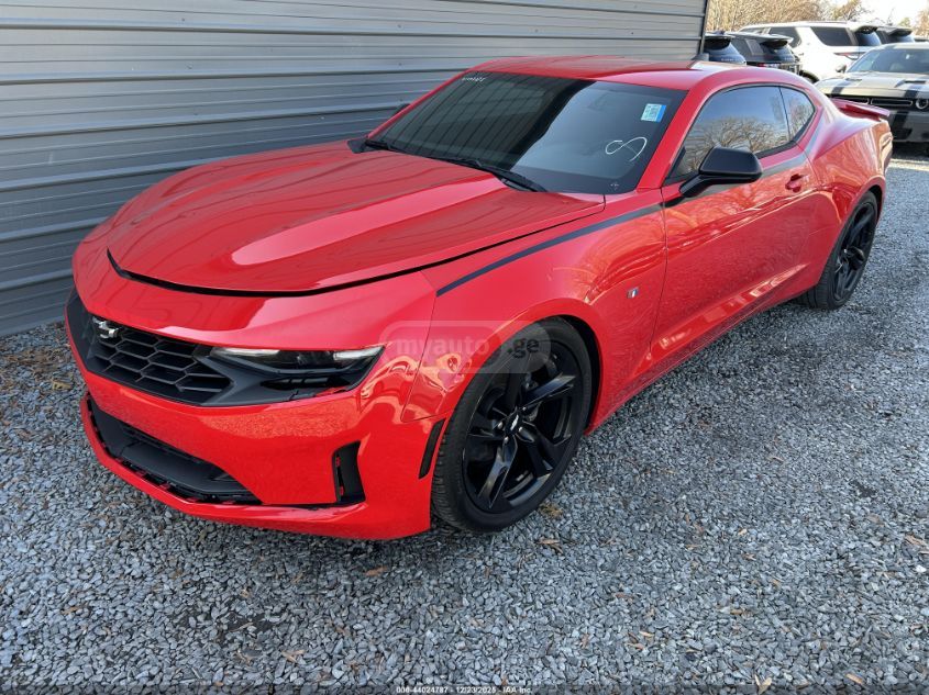 Chevrolet Camaro 2019 — photo 2