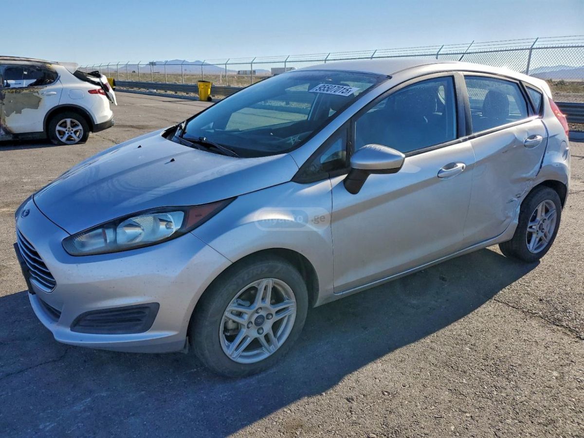 Ford Fiesta 2019 — photo 2