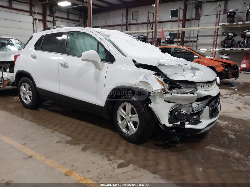 Chevrolet Trax 2018 — photo 2