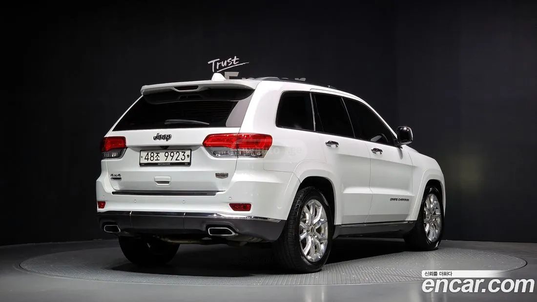 Jeep Grand Cherokee 2015 — photo 2