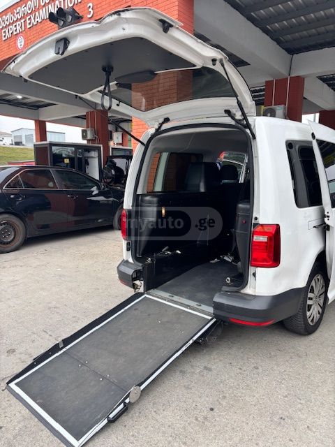 Volkswagen Caddy 2019 — photo 2