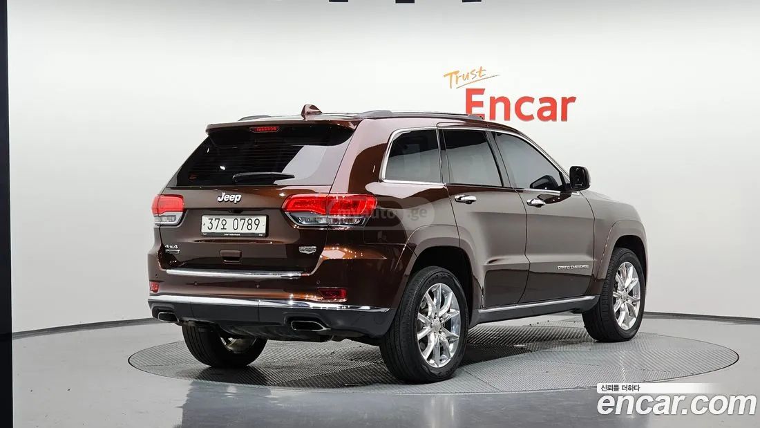 Jeep Grand Cherokee 2015 — photo 2