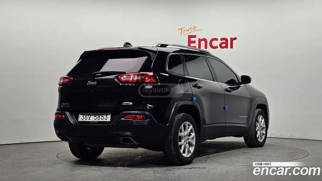 Jeep Cherokee 2015 — photo 2