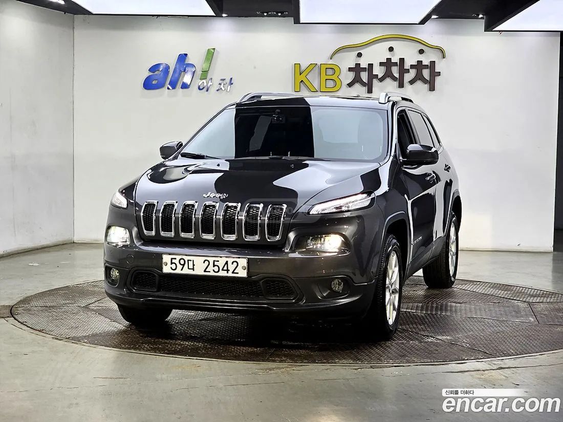 Jeep Cherokee 2015 — photo 2