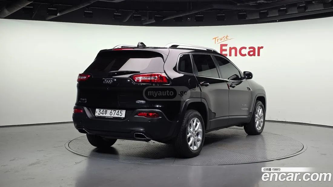 Jeep Cherokee 2015 — photo 2