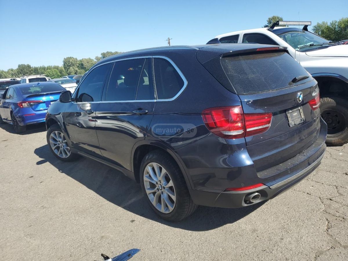BMW X5 2015 — photo 2