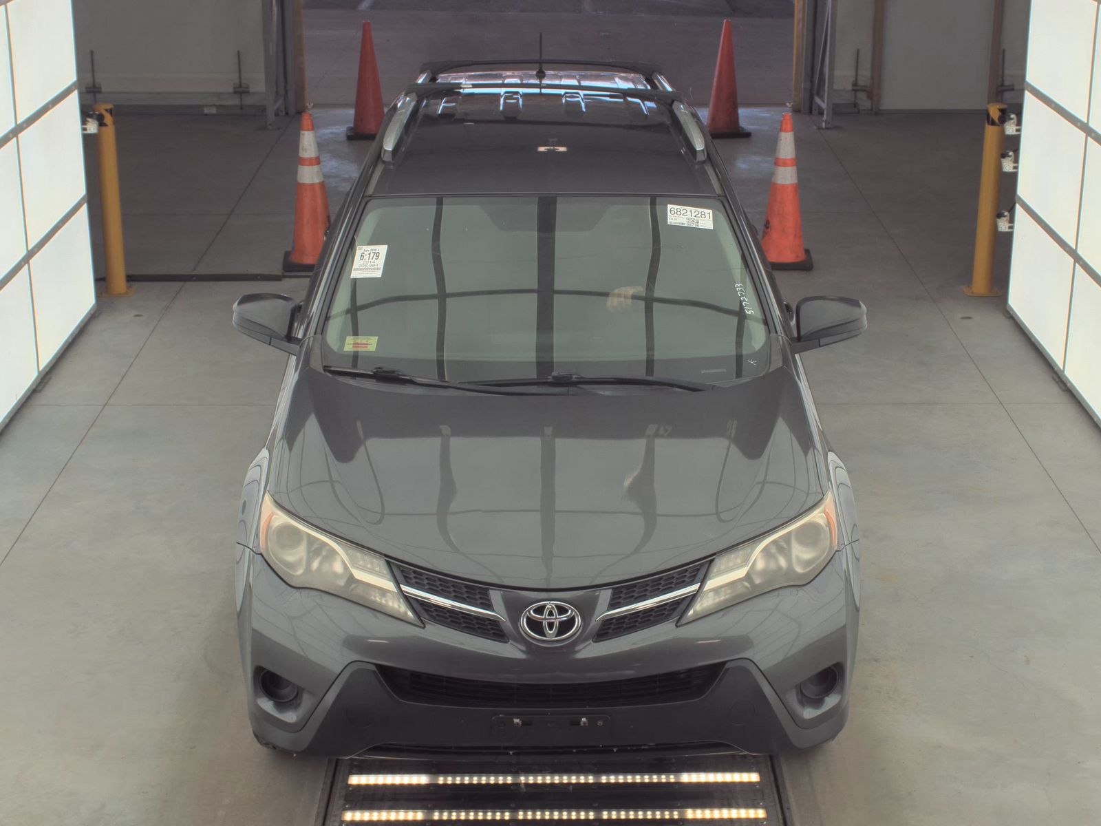 Toyota RAV4 2014 — photo 2