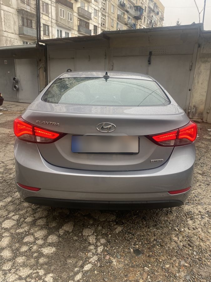 Hyundai Elantra 2014 — photo 2