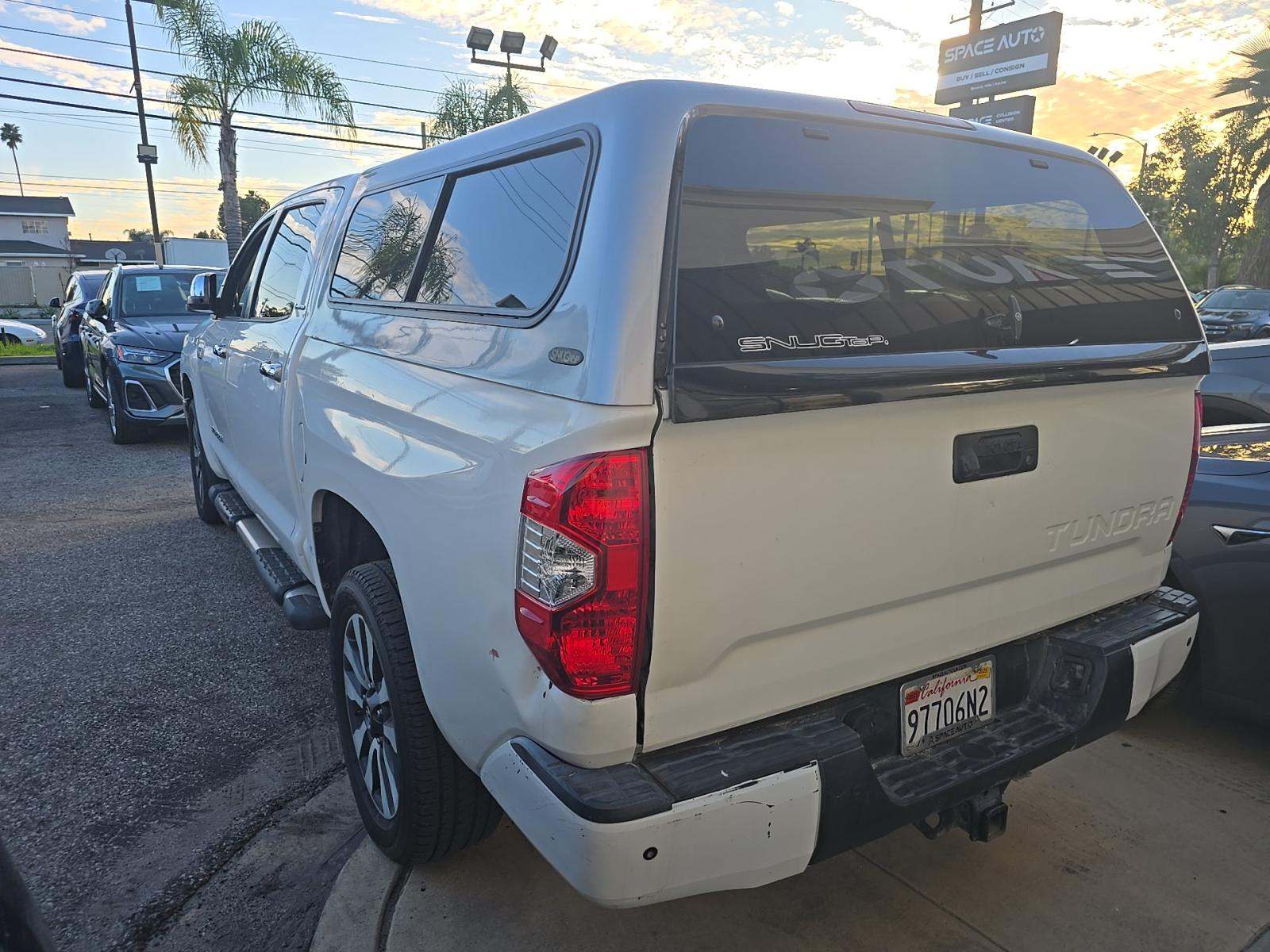 Toyota Tundra 2018 — photo 2