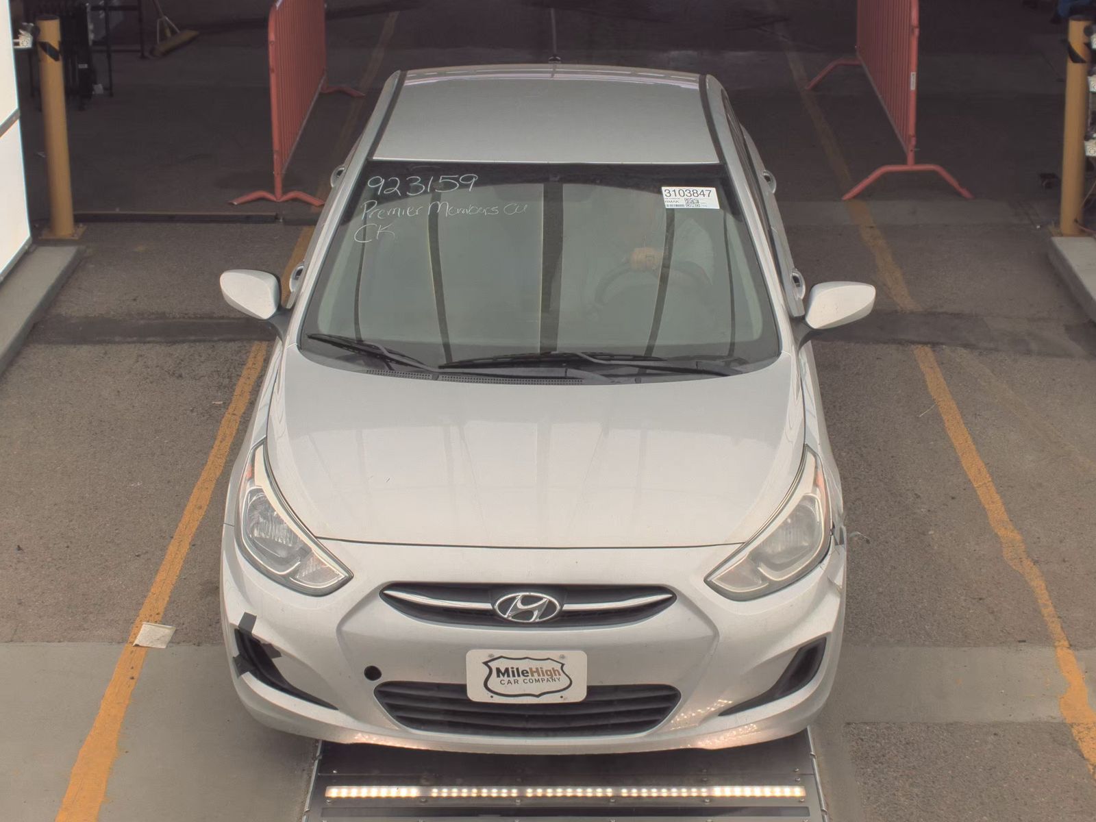 Hyundai Accent 2015 — photo 2