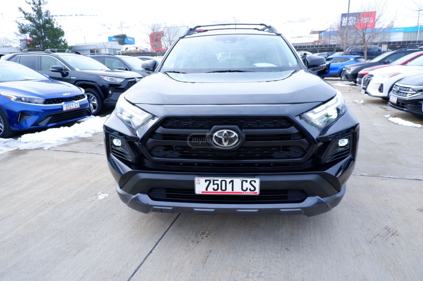 Toyota RAV4 2022 — photo 2