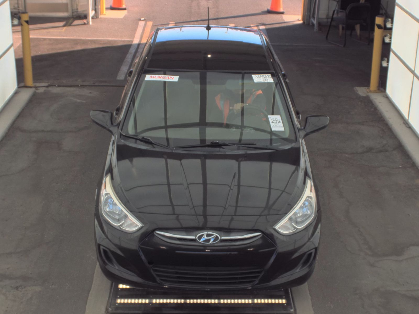 Hyundai Accent 2016 — photo 2