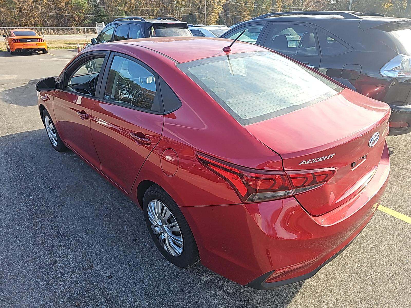 Hyundai Accent 2018 — photo 2