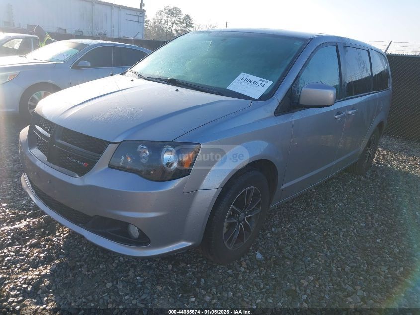 Dodge Caravan 2018 — photo 2