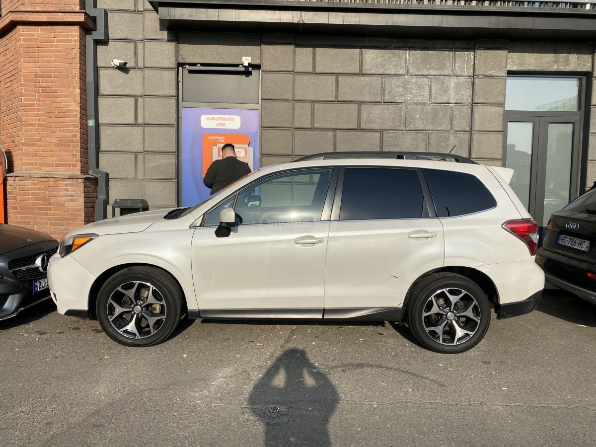Subaru Forester 2013 — photo 2