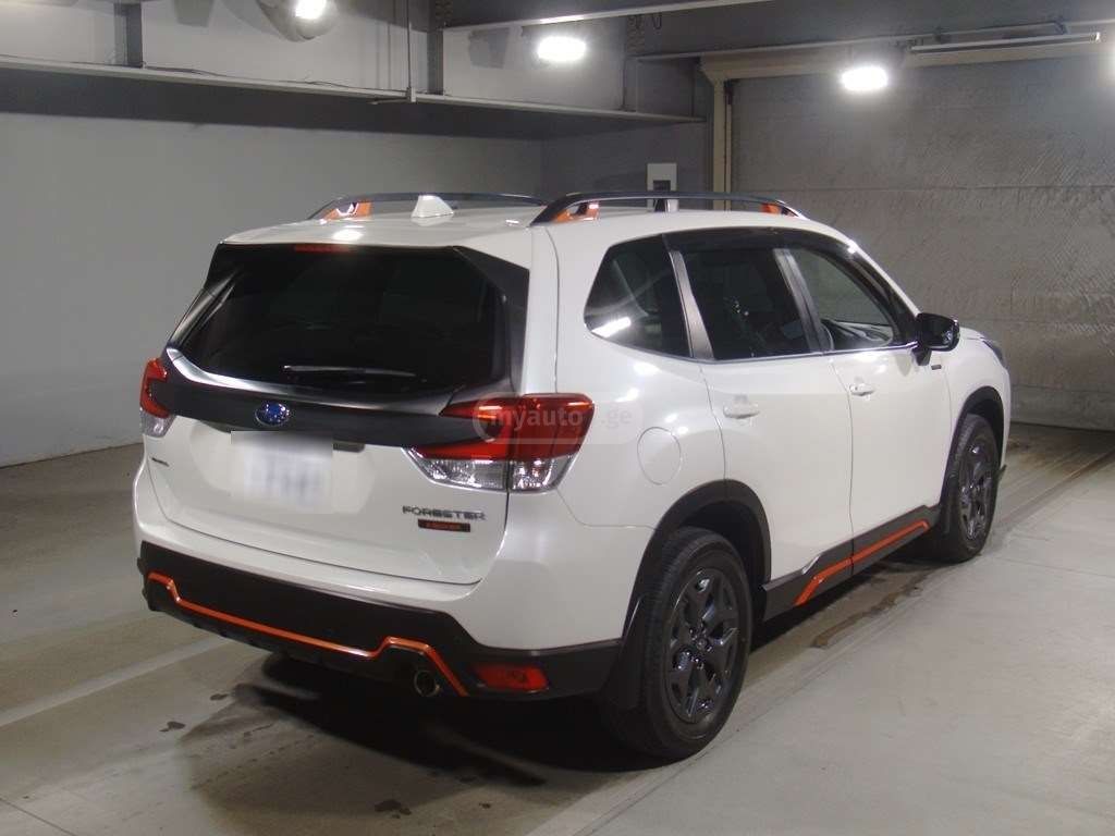 Subaru Forester 2021 — photo 2