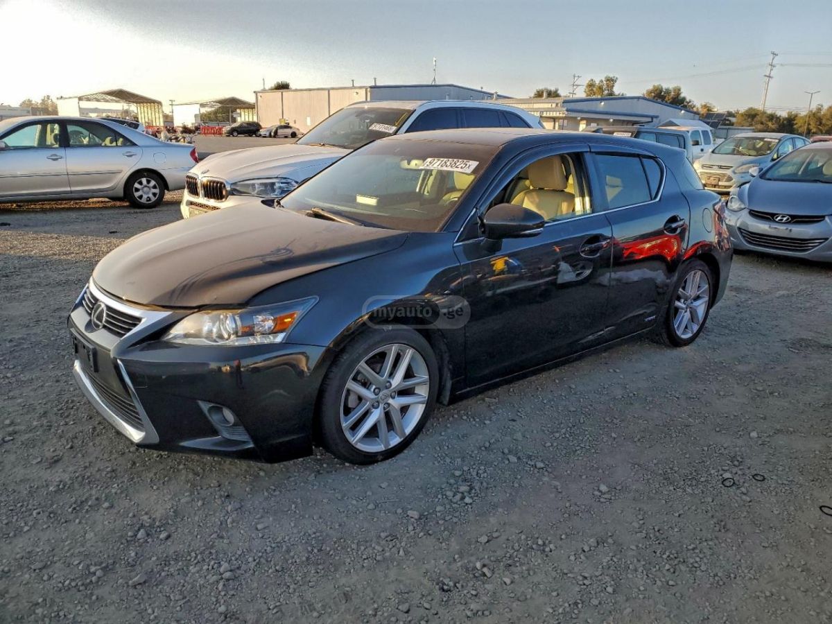 Lexus CT 200 h