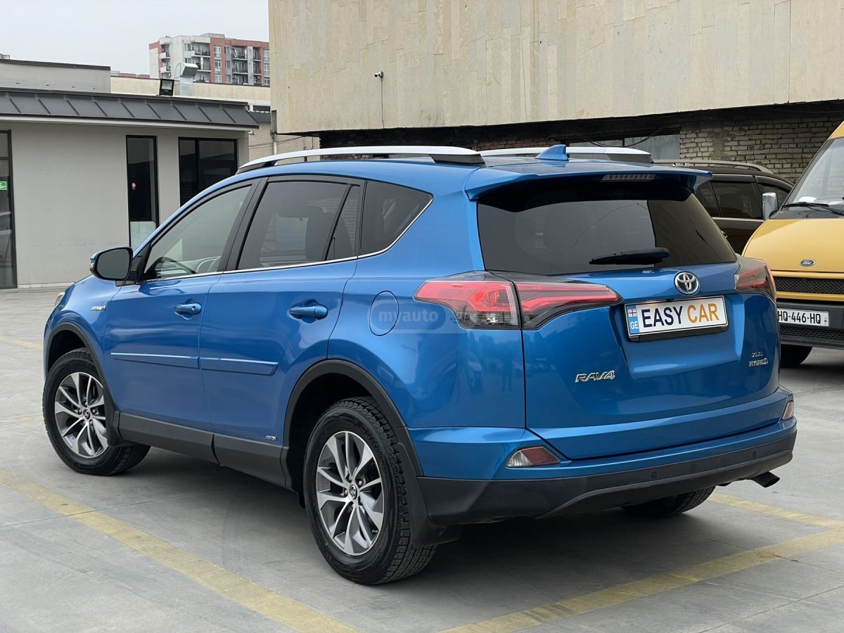 Toyota RAV 4 2016 — photo 2
