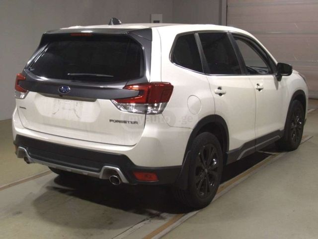 Subaru Forester 2021 — photo 2