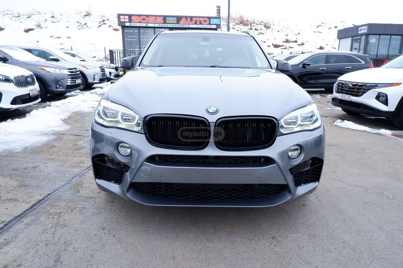 BMW X5 2015 — photo 2