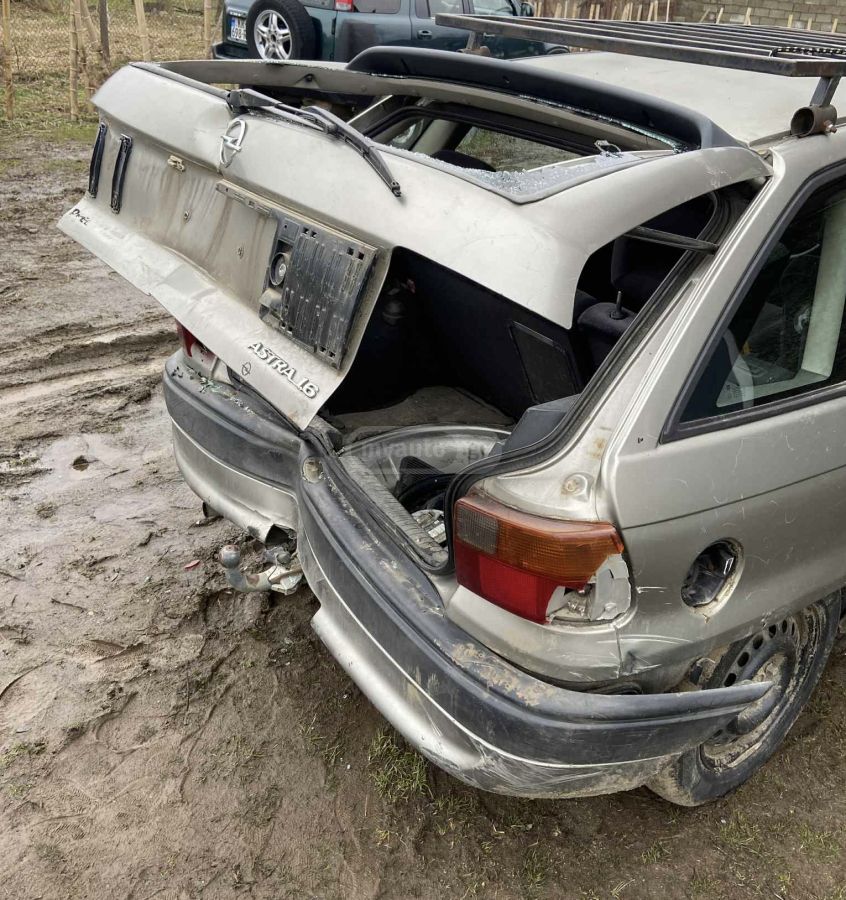 Opel Astra 1993 — photo 2