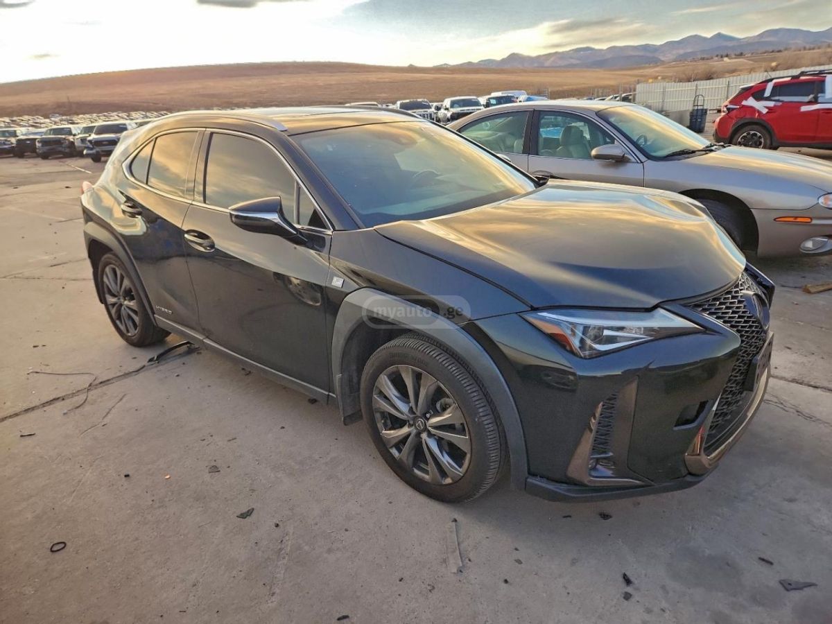 Lexus UX 250 h