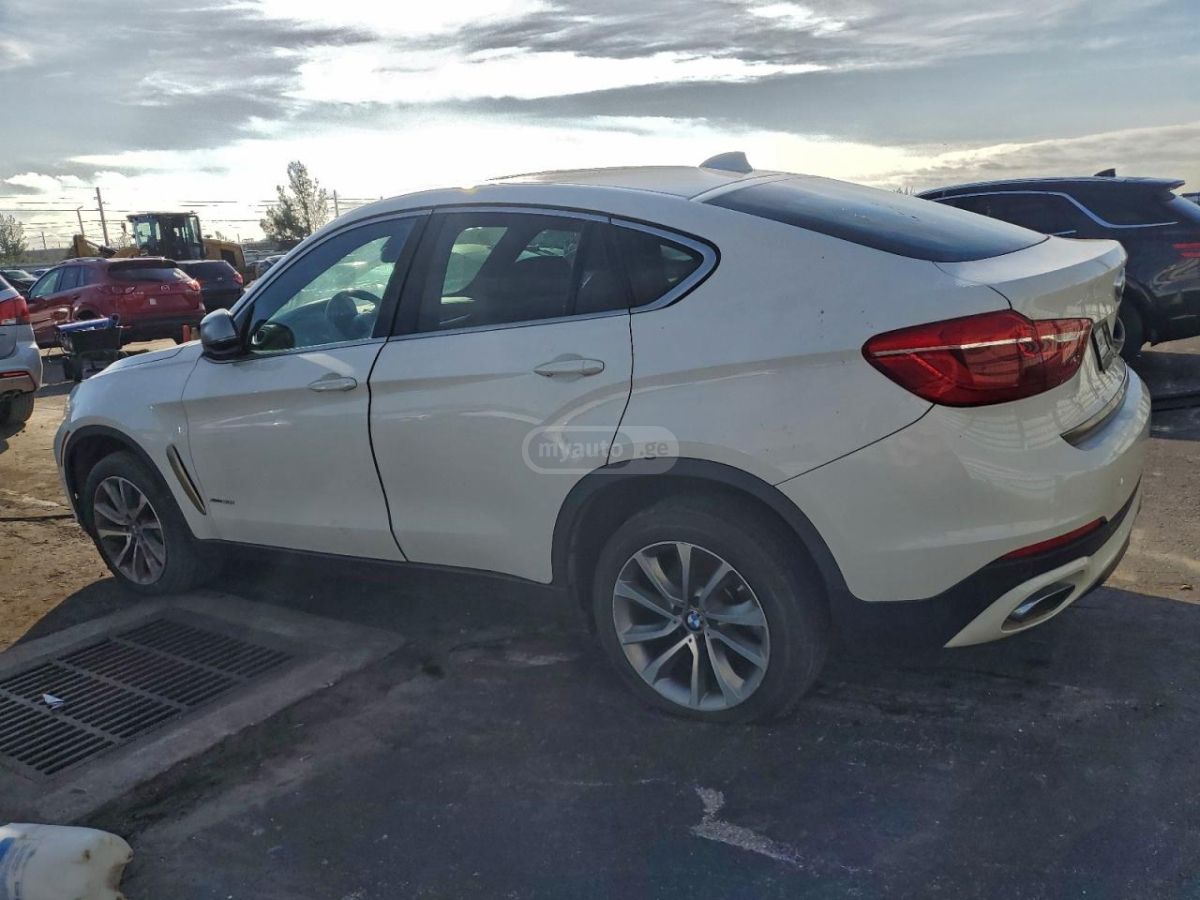 BMW X6 2019 — photo 2