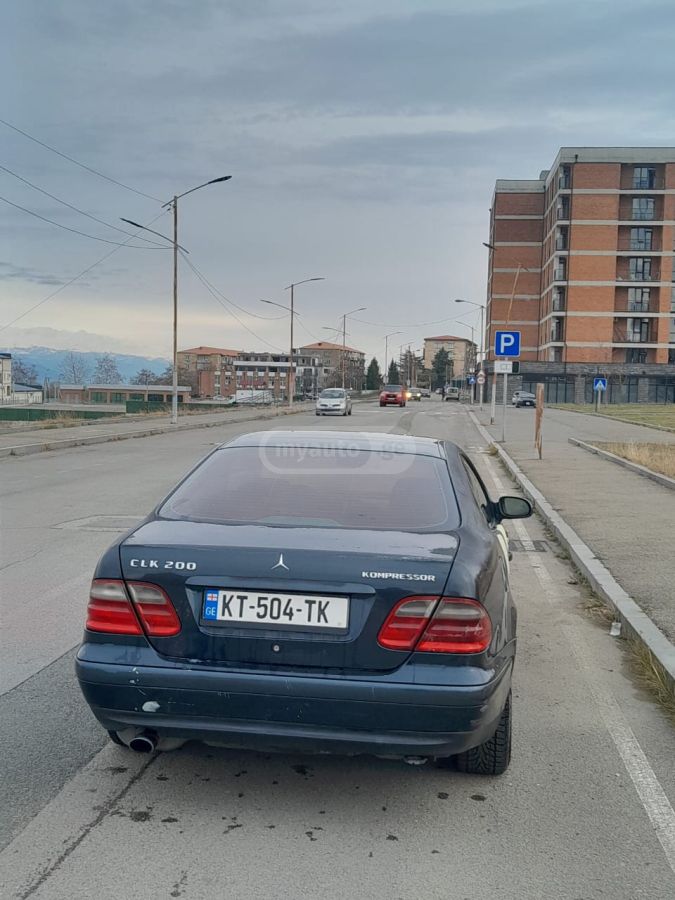 Mercedes-Benz CLK 200