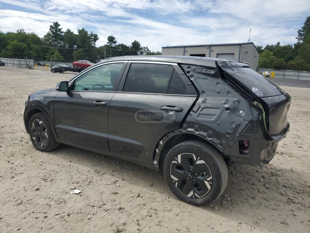 Kia Niro 2025 — photo 2