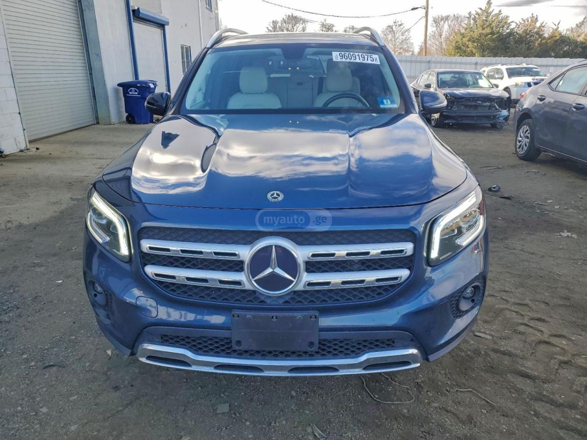 Mercedes-Benz GLB 250