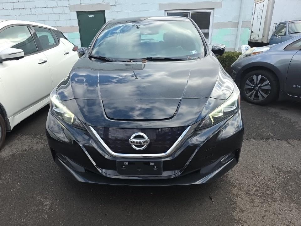 Nissan Leaf 2019 — photo 2