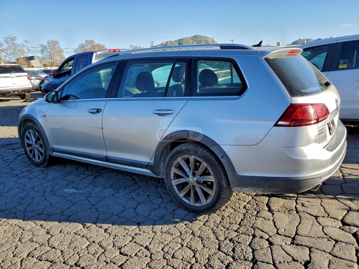 Volkswagen Golf 2017 — photo 2