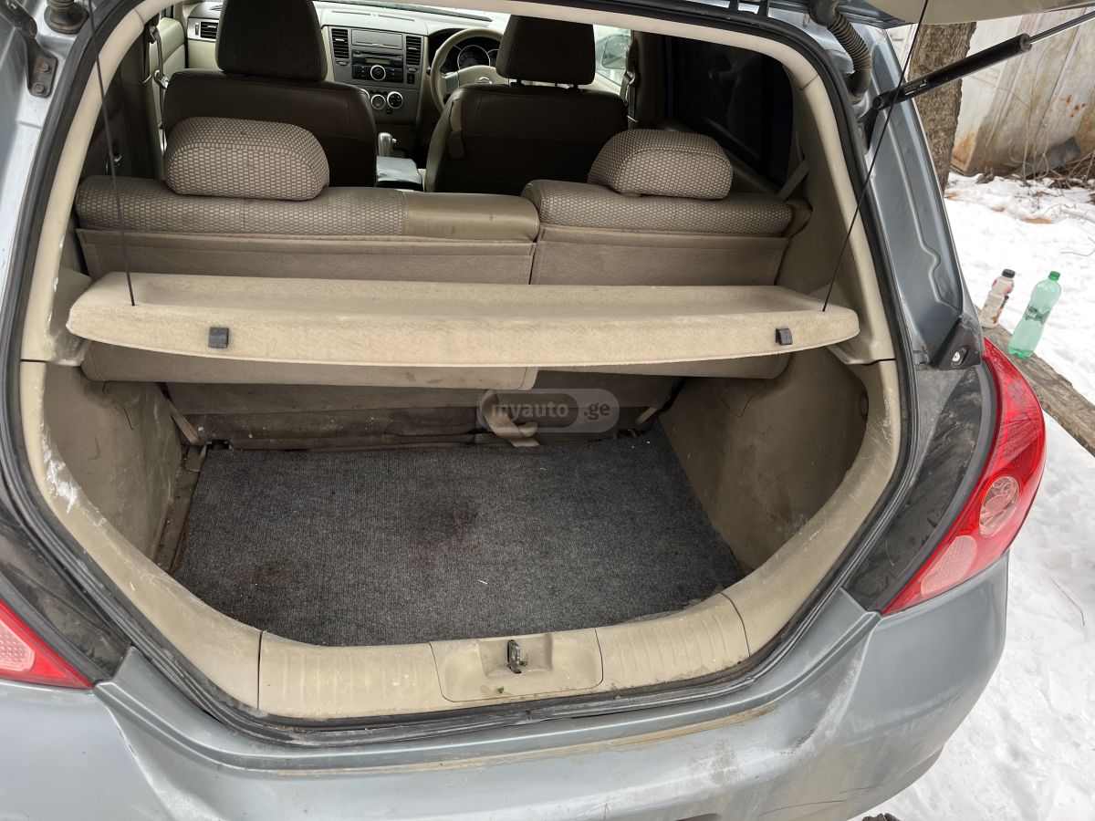 Nissan Tiida 2005 — photo 2