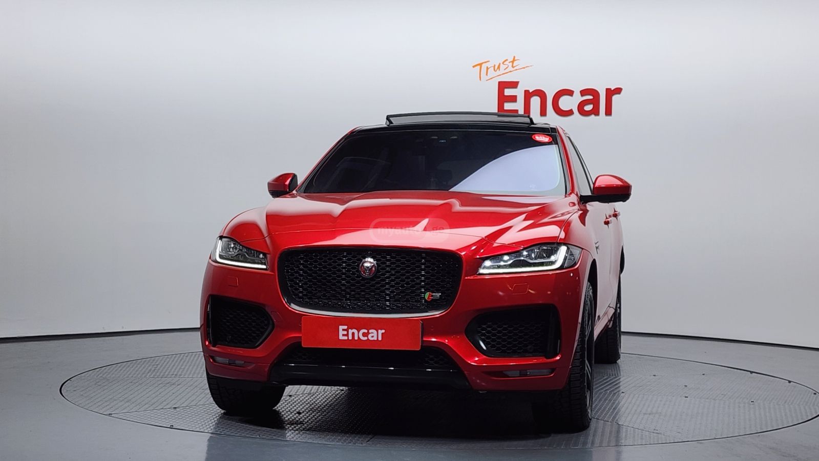 Jaguar F-Pace