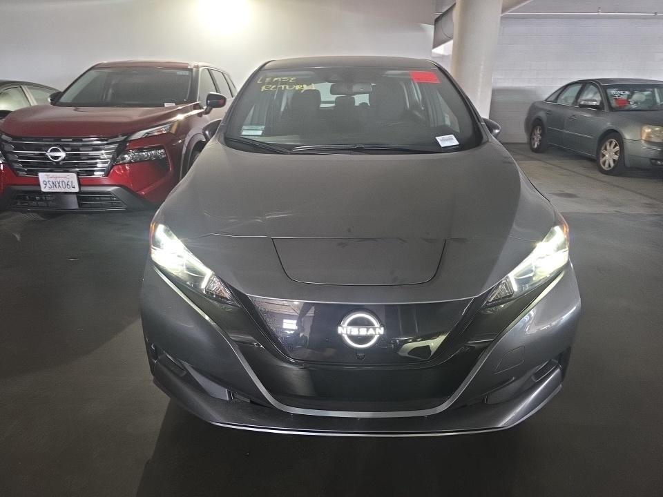 Nissan Leaf 2024 — photo 2