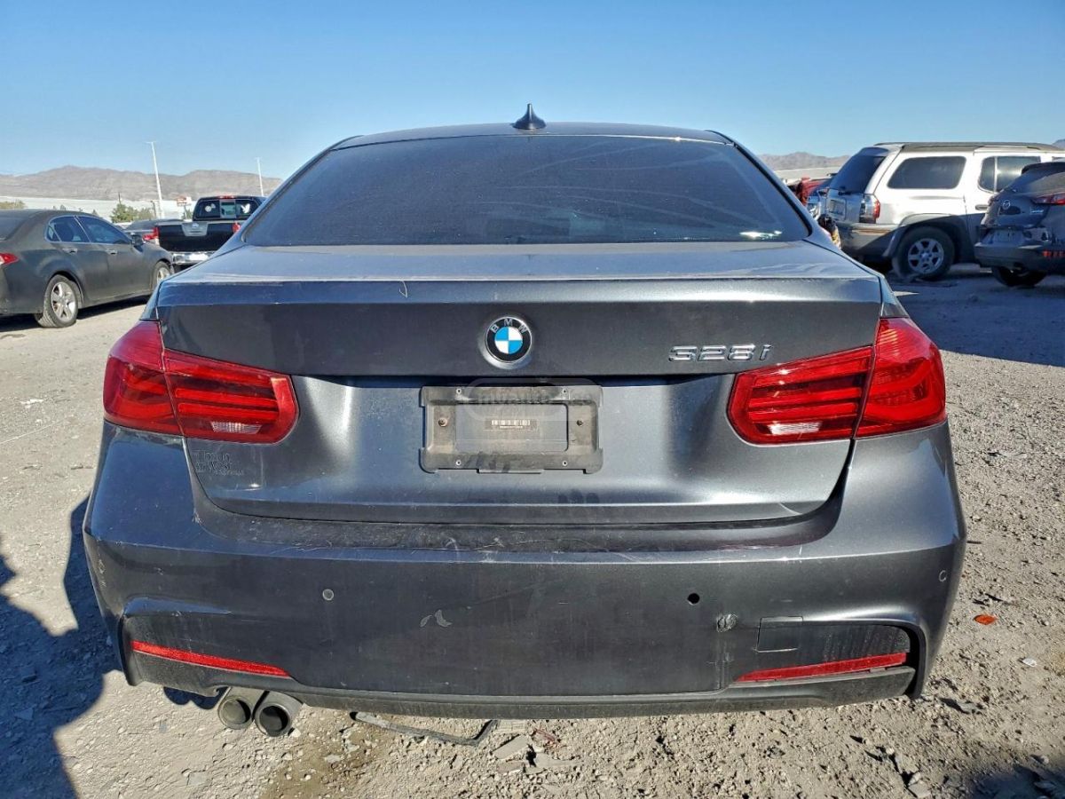BMW 328 2016 — photo 2