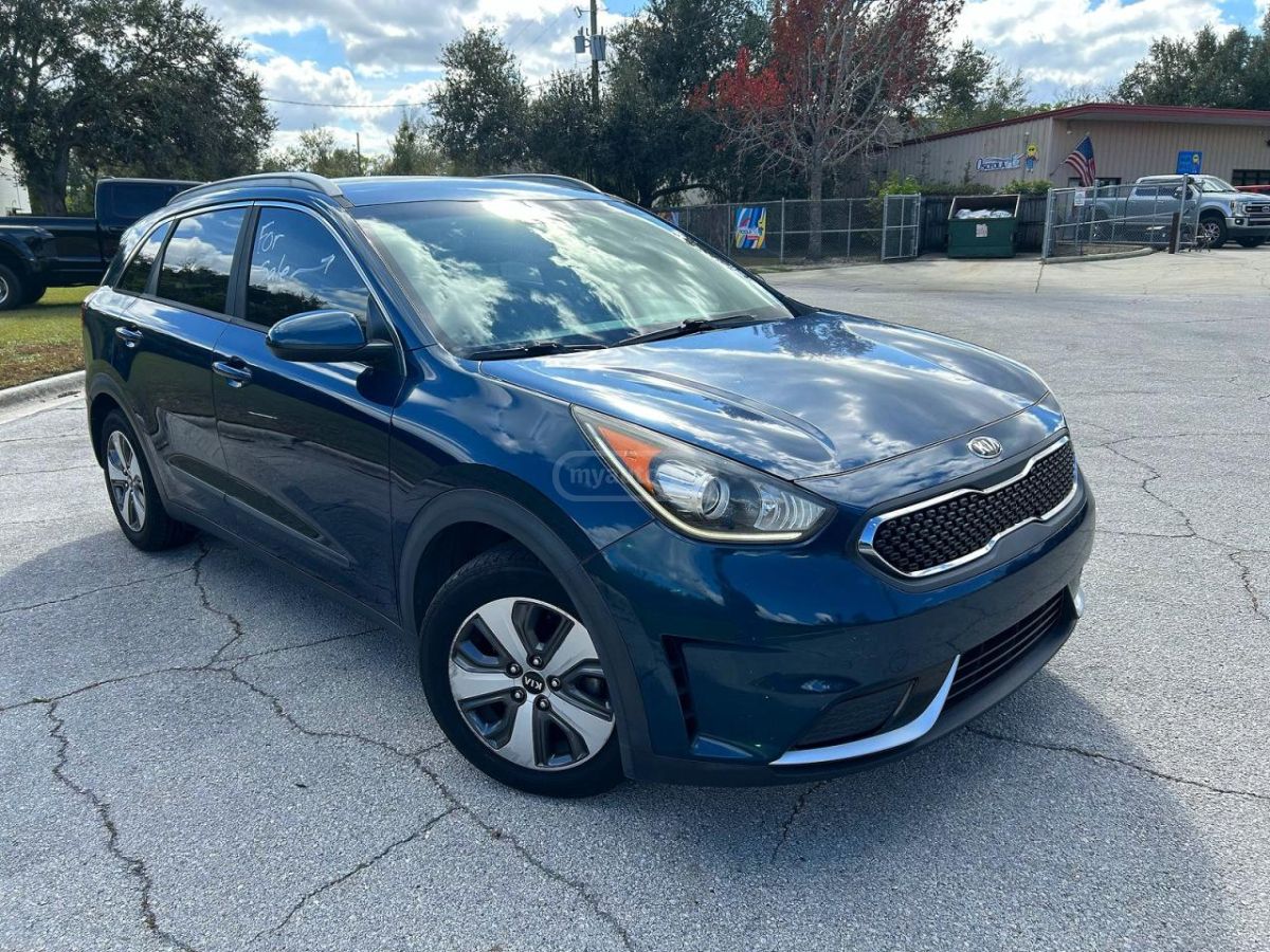 Kia Niro 2017 — photo 2